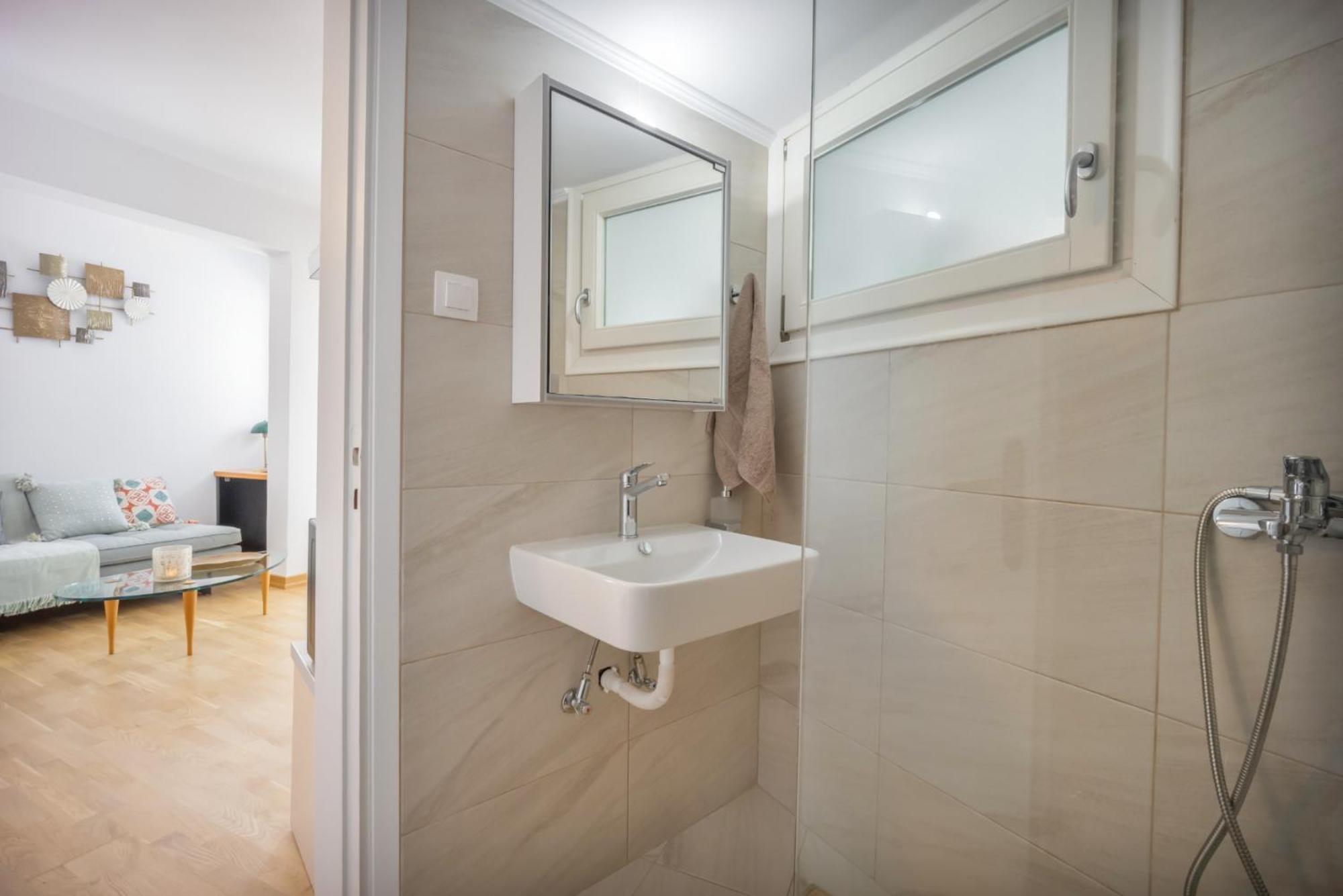 Appartamento Chic, Downtown, Penthouse W Sundeck And Seaview Candia Esterno foto