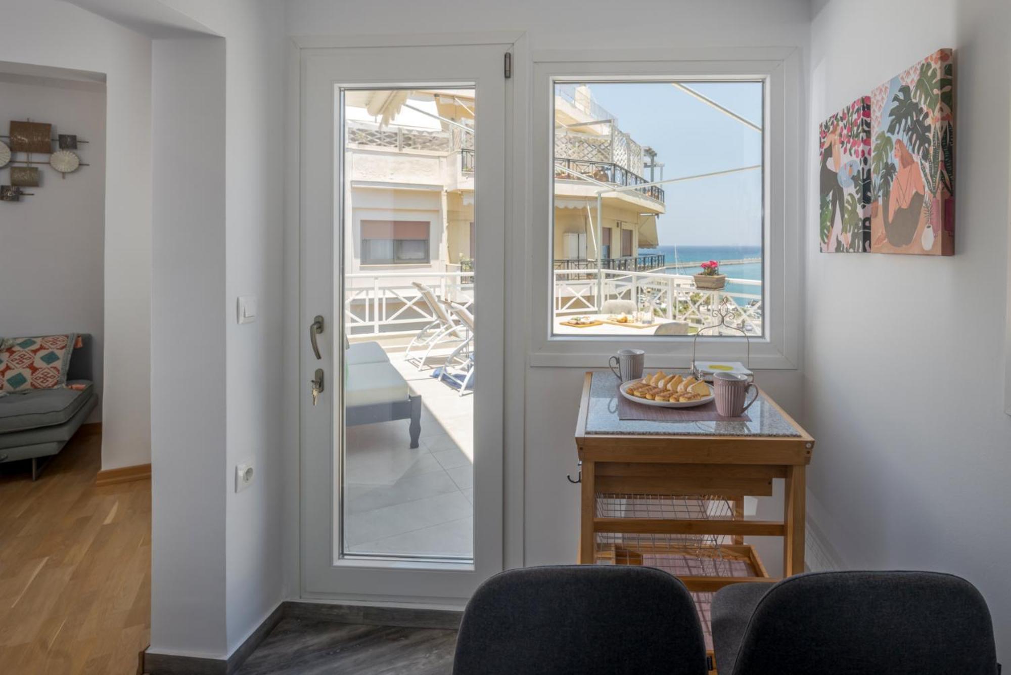 Appartamento Chic, Downtown, Penthouse W Sundeck And Seaview Candia Esterno foto